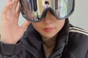 冰雪眼镜怎么选_滑雪镜防雾技巧