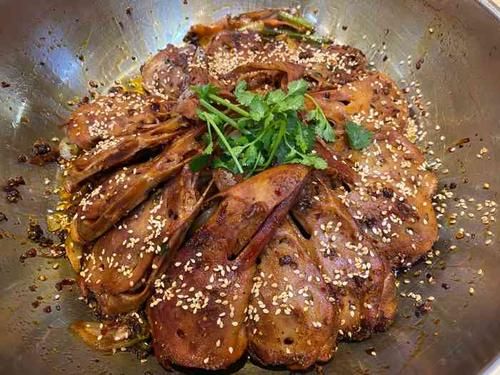 郑州冰雪鸭头哪家好吃_正宗做法揭秘