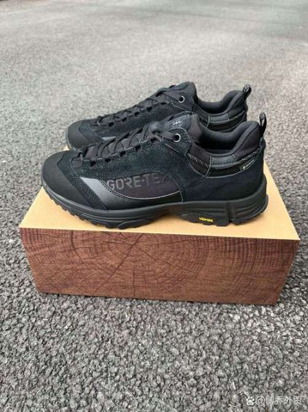 户外徒步鞋哪个牌子好_世界排名前十徒步鞋品牌