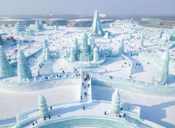 冰雪之都是哪个城市_冰雪之都旅游最佳时间