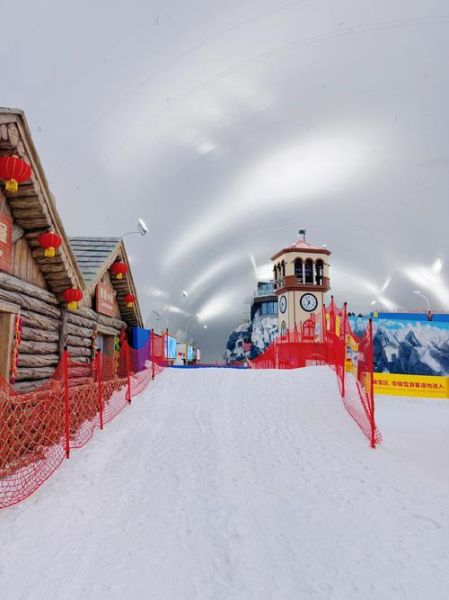 深圳冰雪世界门票多少钱_深圳室内滑雪场在哪