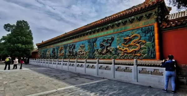 北京故宫九龙壁在哪_九龙壁历史背景