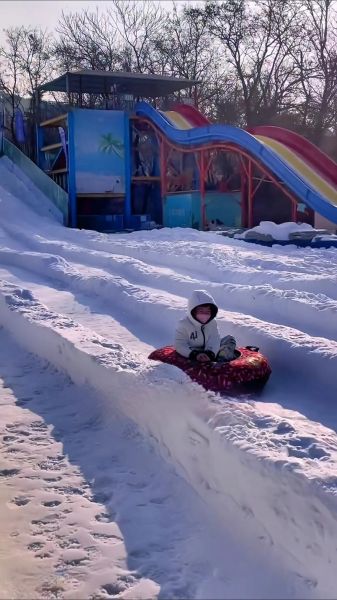 泉城公园冰雪节门票价格_泉城公园冰雪节好玩吗