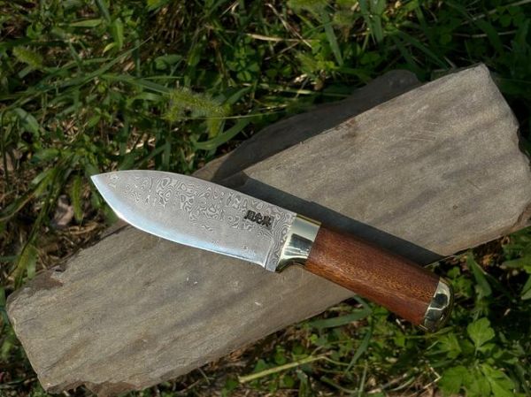 户外刀具用什么钢材好_户外刀具钢材怎么选