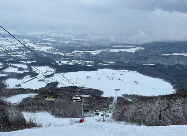 安比高原滑雪场怎么去_安比高原雪道难度怎么样