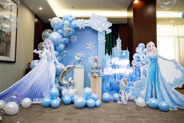 冰雪奇缘主题活动怎么玩_冰雪奇缘主题布置需要哪些道具