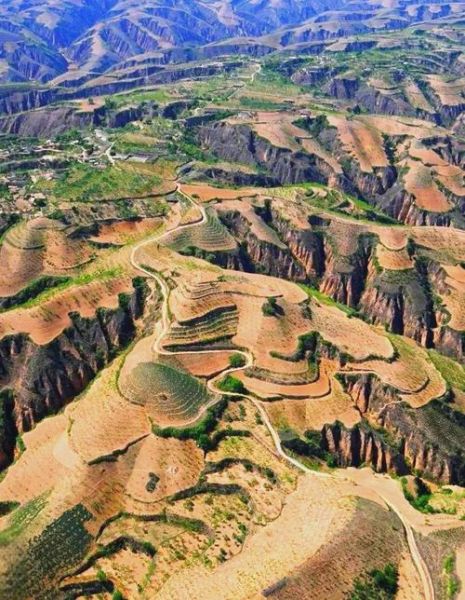 山西黄土高原在哪里_黄土高原旅游最佳时间