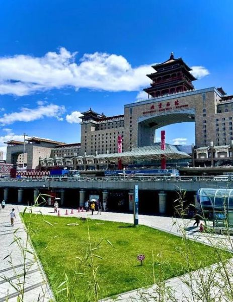 北京西站拍照最佳位置_北京西站拍照攻略