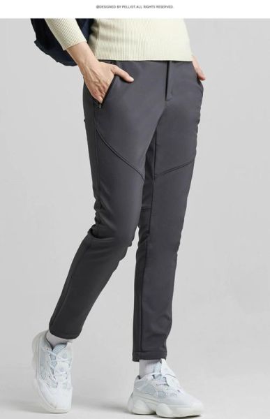 户外冲锋裤女怎么选_女款冲锋裤什么牌子好