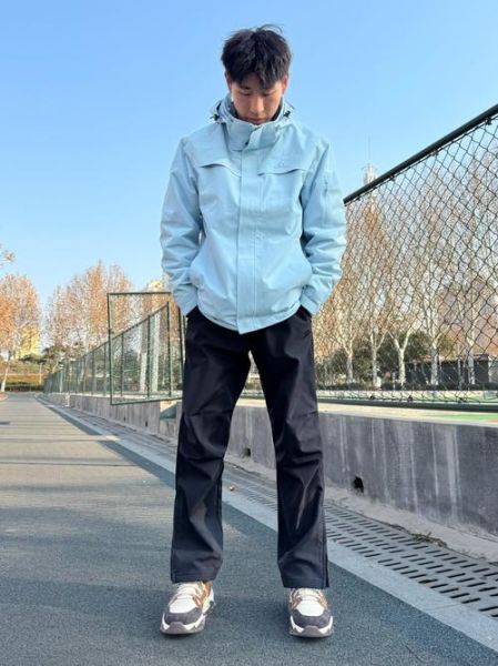 冬季户外装备怎么选_冬季徒步穿什么鞋