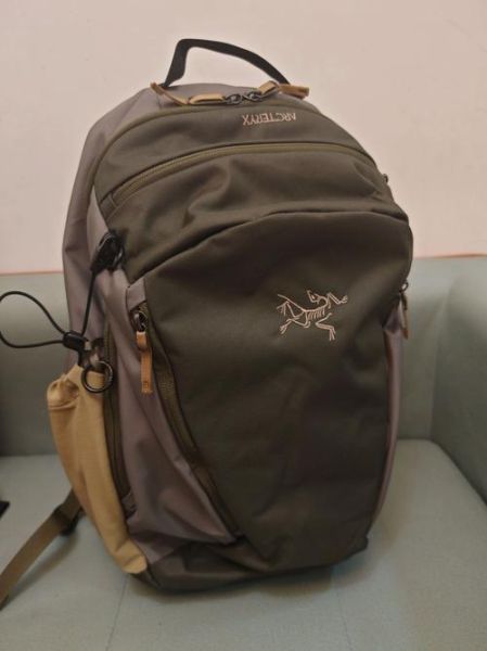 始祖鸟登山包哪款好_怎么选容量