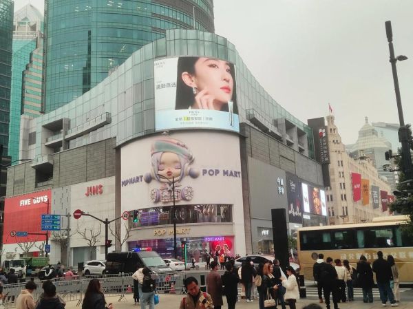 上海户外广告怎么投放_上海户外广告价格贵吗