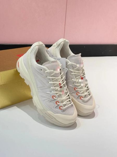 洛池户外鞋怎么样_洛池户外鞋适合徒步吗