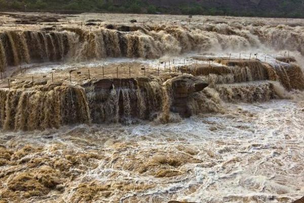 黄土高原在哪里_陕西黄土高原旅游攻略