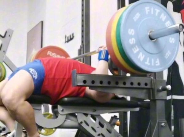 高原健身房适合什么人_高原训练会不会伤身体