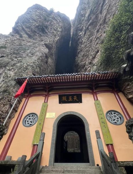 雁荡山冰雪游奇缘_冬天去雁荡山看雪好玩吗