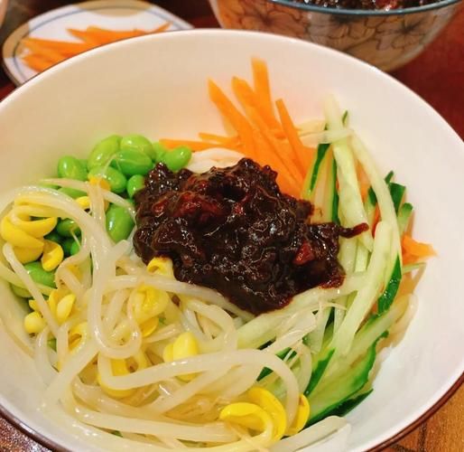 老北京炸酱面怎么做_正宗炸酱面配方揭秘