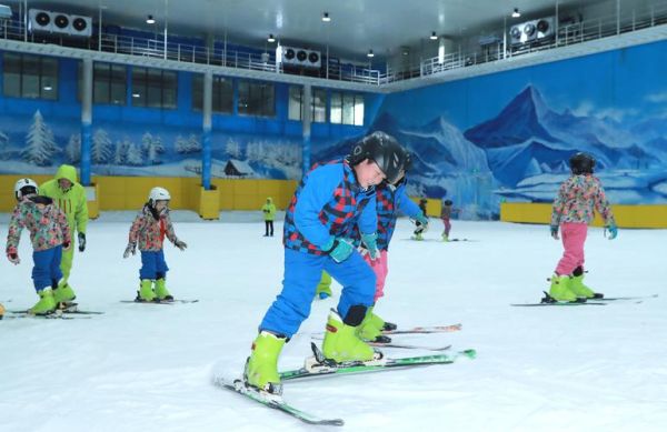 奇缘谷冰雪小镇门票多少钱_奇缘谷冰雪小镇有什么好玩的
