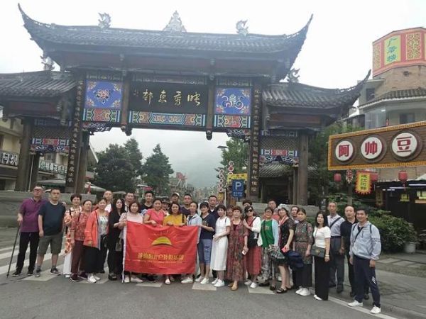 成都52户外怎么样_成都52户外俱乐部评价