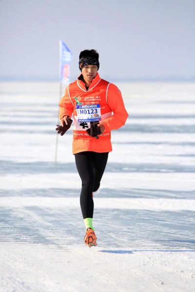 冰雪马拉松怎么训练_冰雪马拉松穿什么鞋