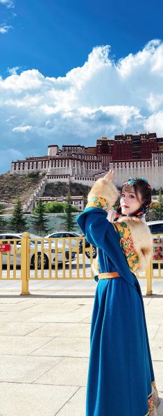 高原拍照穿什么衣服_高原旅拍怎么搭配