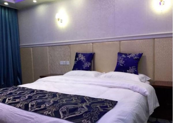 稻城高原雪域假日酒店怎么样_高原反应怎么缓解