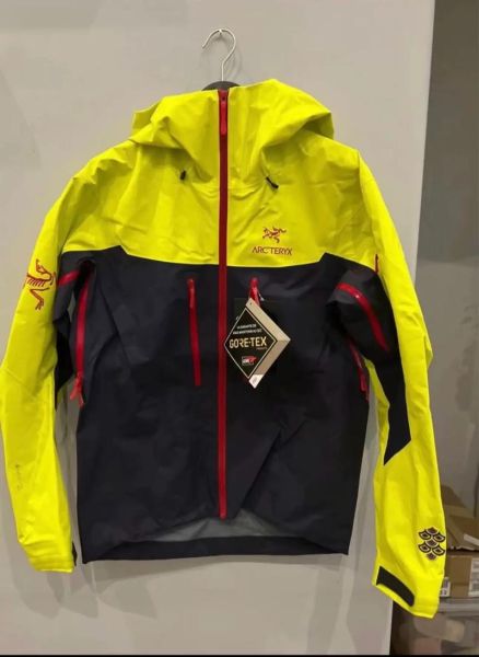 始祖鸟户外官网正品怎么买_始祖鸟冲锋衣为什么这么贵