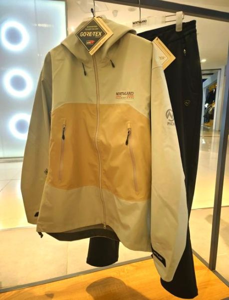 诺诗兰户外怎么样_诺诗兰冲锋衣值得买吗