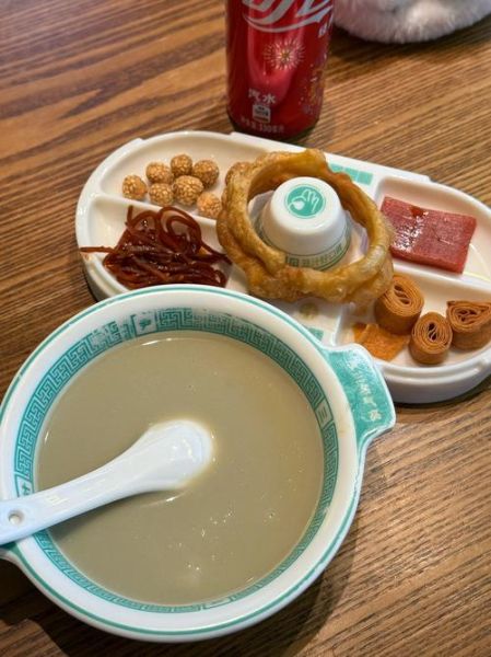 老北京豆汁是什么味道_怎么喝才不酸