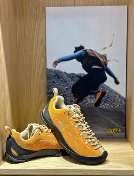 户外鞋哪个好_徒步登山鞋怎么选