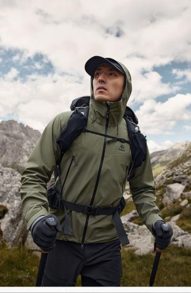 户外冲锋衣哪个牌子好_冲锋衣品牌排行榜前十名