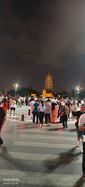 北京到乌鲁木齐高铁票价多少钱_北京到乌鲁木齐高铁多长时间