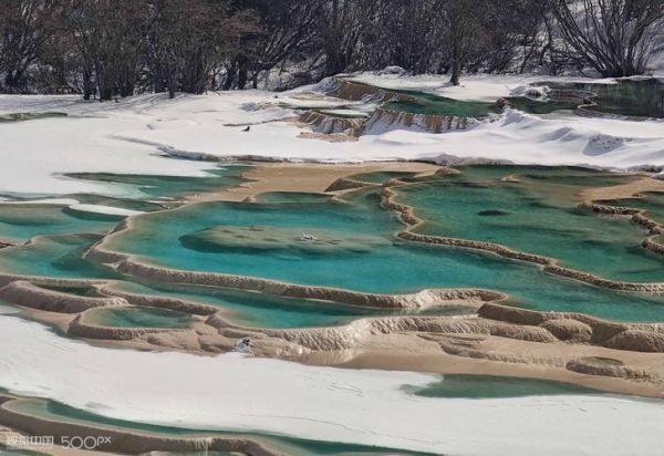 冰雪黄龙什么时候去最好_冰雪黄龙门票多少钱