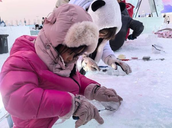 冰雪大世界客服电话是多少_怎么联系人工客服