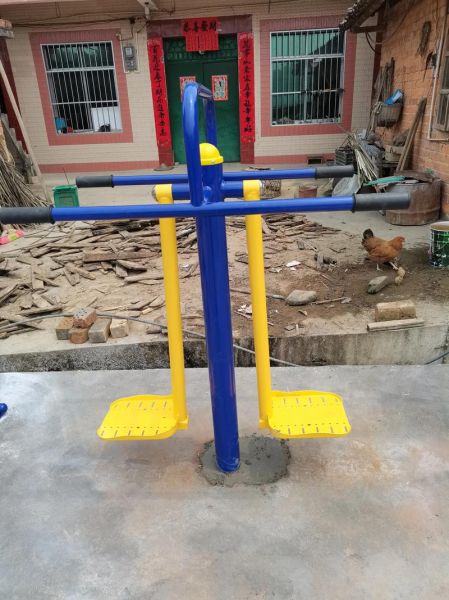 户外健身器材怎么选_公园健身器材哪种耐用