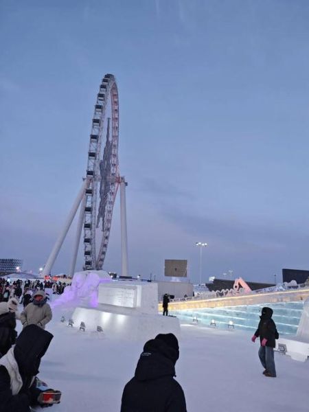 厦门冰雪大世界门票价格_厦门冰雪大世界值得去吗