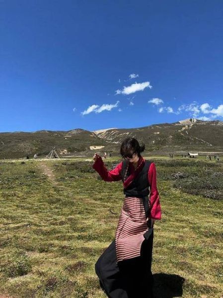 高原秋旅游最佳时间_高原秋穿什么衣服